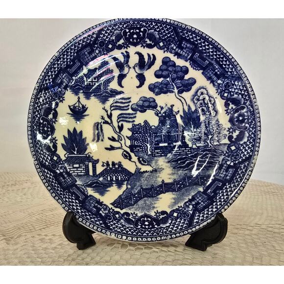 Japan Blue Willow Hand Painted 5.75" Plate - Picture 1 of 6